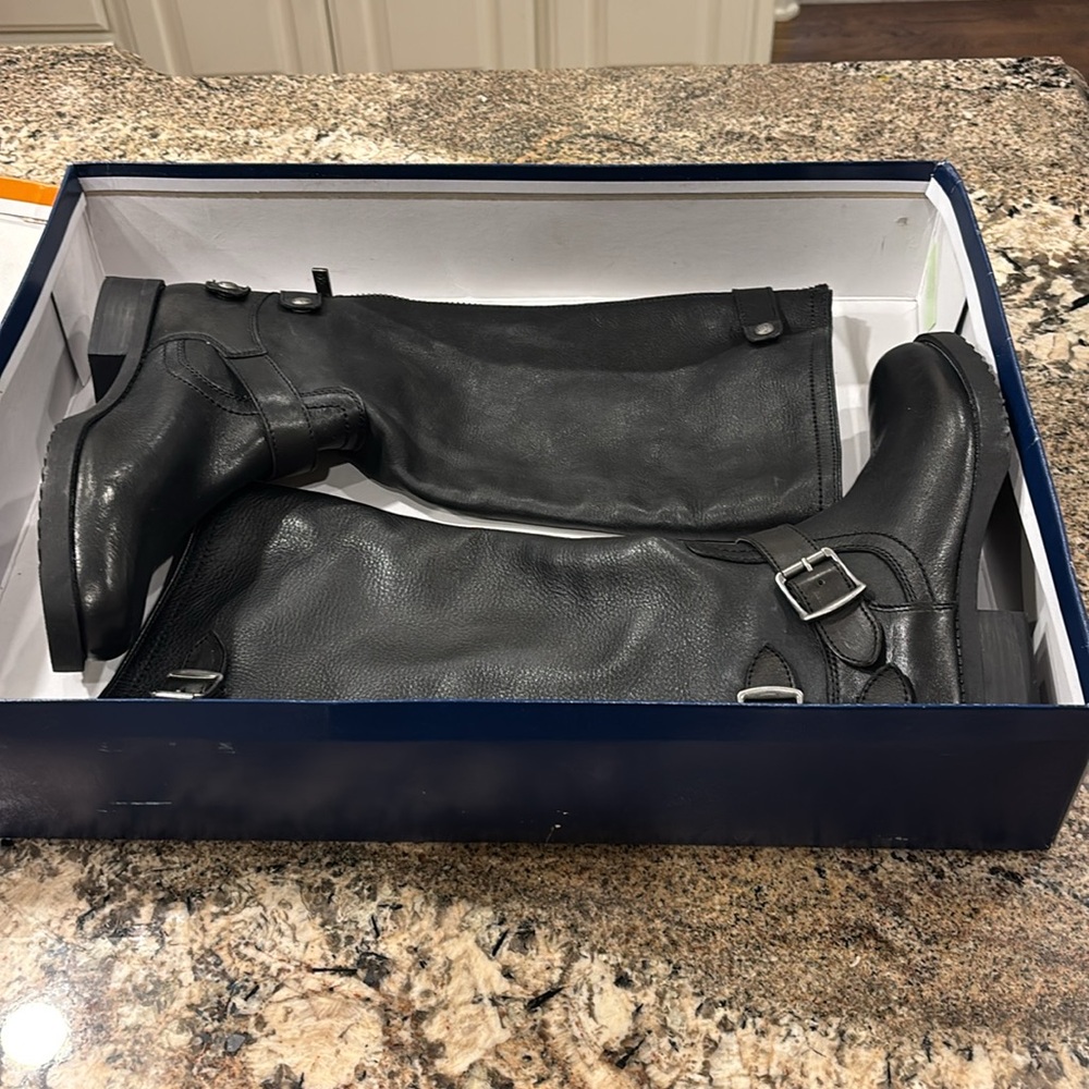 Arturo Chiang At-Ella Leather Boots 10M